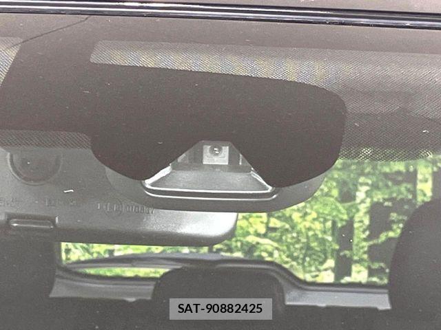 Nissan X-TRAIL 2016-01 8884653-6