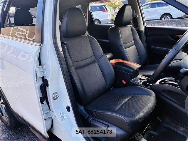 Nissan X-TRAIL 2018-05 8884651-9