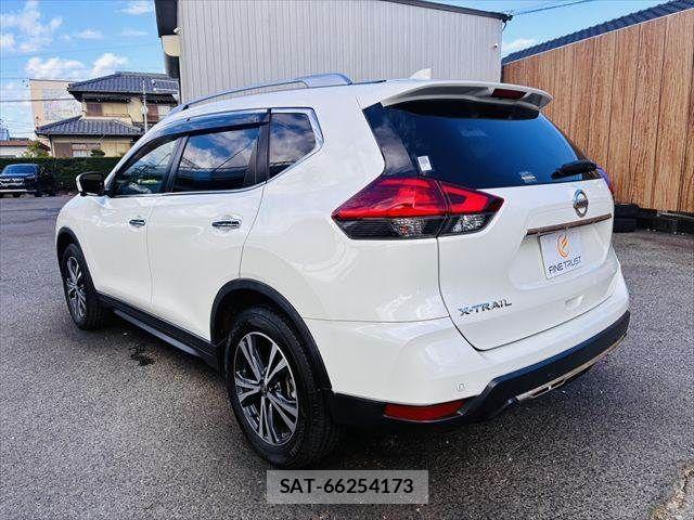 Nissan X-TRAIL 2018-05 8884651-21