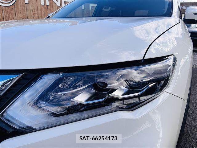 Nissan X-TRAIL 2018-05 8884651-23