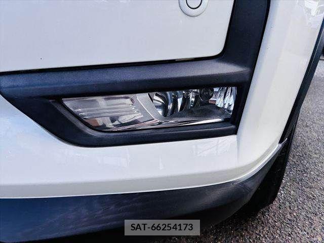 Nissan X-TRAIL 2018-05 8884651-25