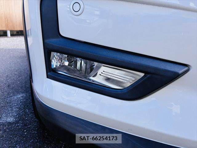 Nissan X-TRAIL 2018-05 8884651-26