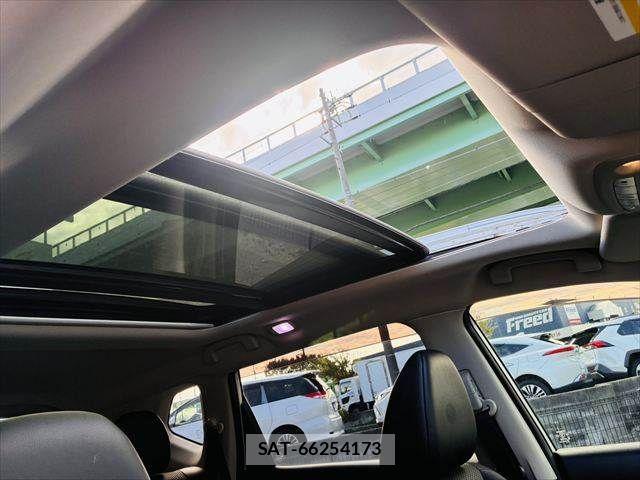 Nissan X-TRAIL 2018-05 8884651-7