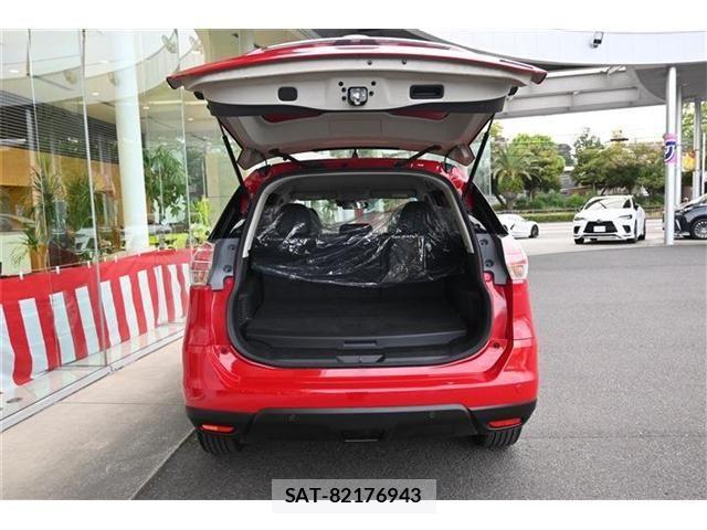 Nissan X-TRAIL HYBRID 2017-06 864527-17