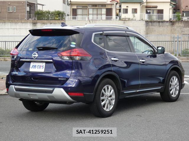 Nissan X-TRAIL HYBRID 2020-01 1356319-2