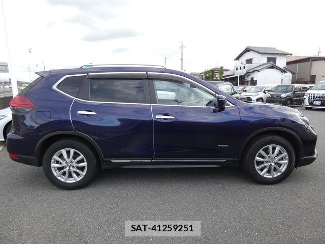 Nissan X-TRAIL HYBRID 2020-01 1356319-4