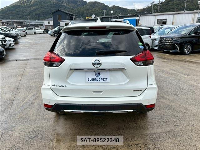 Nissan X-TRAIL HYBRID 2018-02 1830533-10