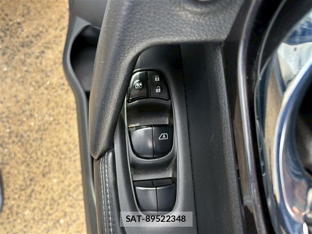 Nissan X-TRAIL HYBRID 2018-02 1830533-14