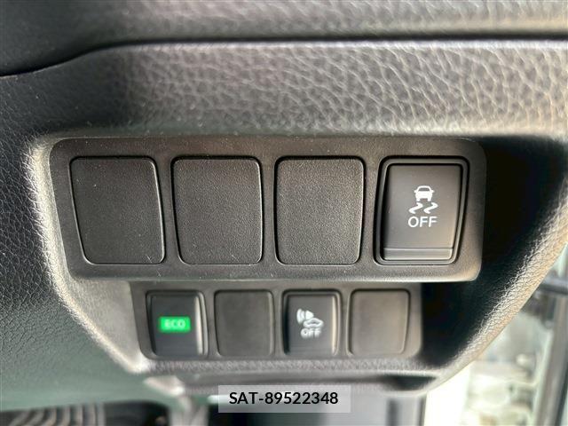 Nissan X-TRAIL HYBRID 2018-02 1830533-16