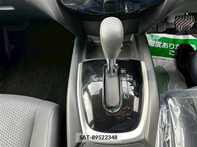 Nissan X-TRAIL HYBRID 2018-02 1830533-27