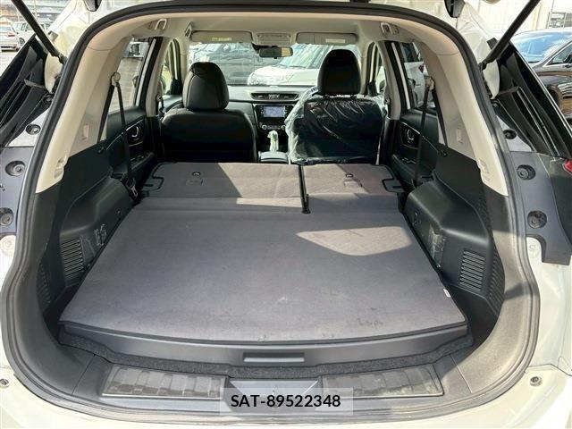 Nissan X-TRAIL HYBRID 2018-02 1830533-5