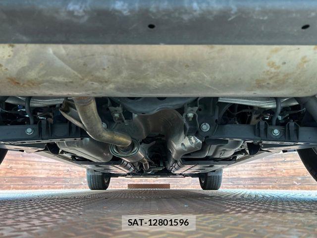 Nissan X-TRAIL HYBRID 2018-03 2118963-18