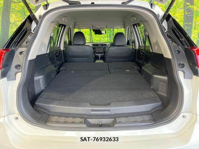 Nissan X-TRAIL HYBRID 2017-06 4605212-9