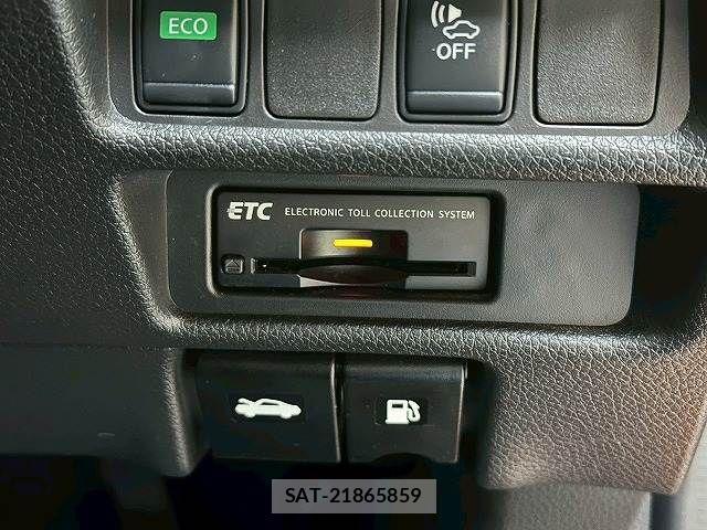 Nissan X-TRAIL HYBRID 2018-01 4759738-7