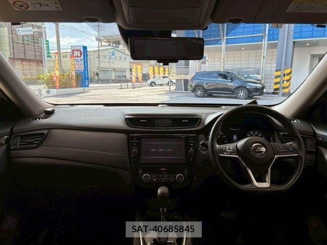 Nissan X-TRAIL HYBRID 2019-02 4759733-2