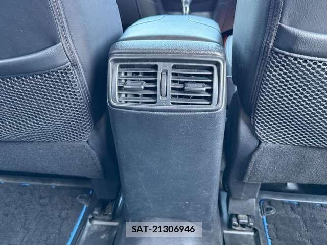 Nissan X-TRAIL HYBRID 2017-08 6221472-25