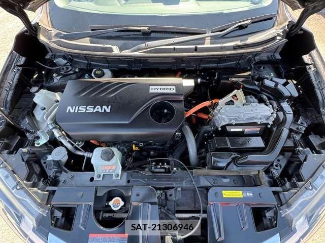 Nissan X-TRAIL HYBRID 2017-08 6221472-28