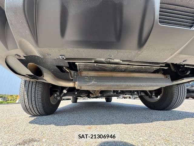 Nissan X-TRAIL HYBRID 2017-08 6221472-29