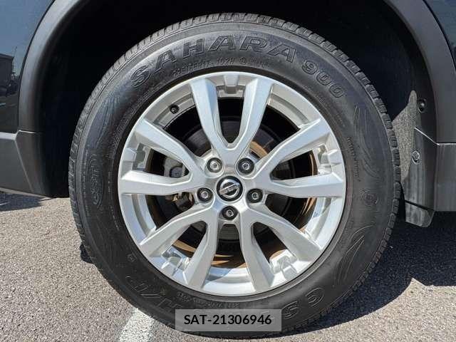 Nissan X-TRAIL HYBRID 2017-08 6221472-5