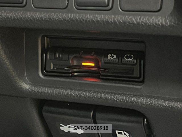 Nissan X-TRAIL HYBRID 2017-10 6642958-6