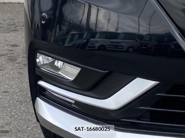 Nissan X-TRAIL HYBRID 2019-02 6791792-9