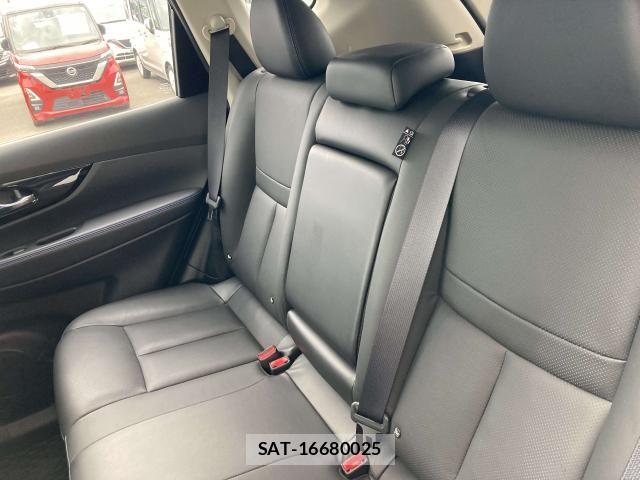 Nissan X-TRAIL HYBRID 2019-02 6791792-24