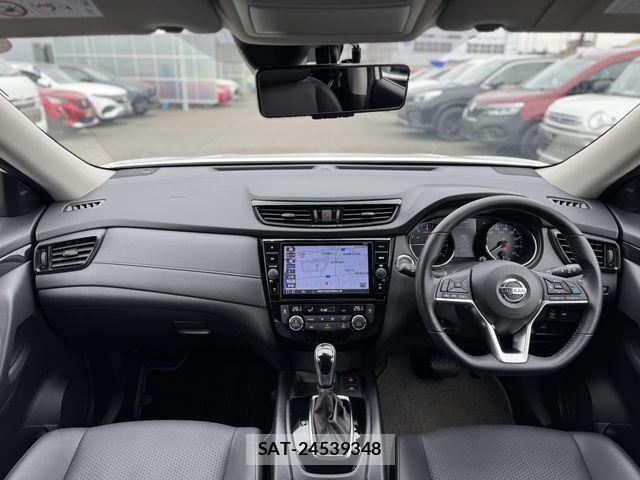 Nissan X-TRAIL HYBRID 2022-09 6791795-1