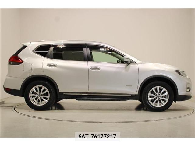 Nissan X-TRAIL HYBRID 2019-02 6915905-12