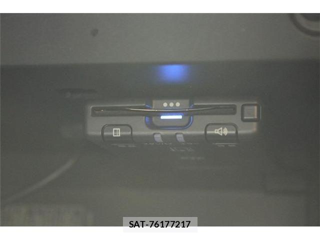 Nissan X-TRAIL HYBRID 2019-02 6915905-4