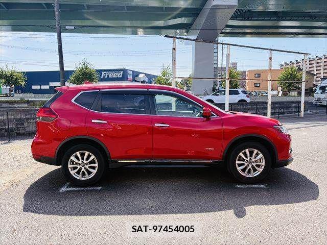 Nissan X-TRAIL HYBRID 2019-03 7021952-16