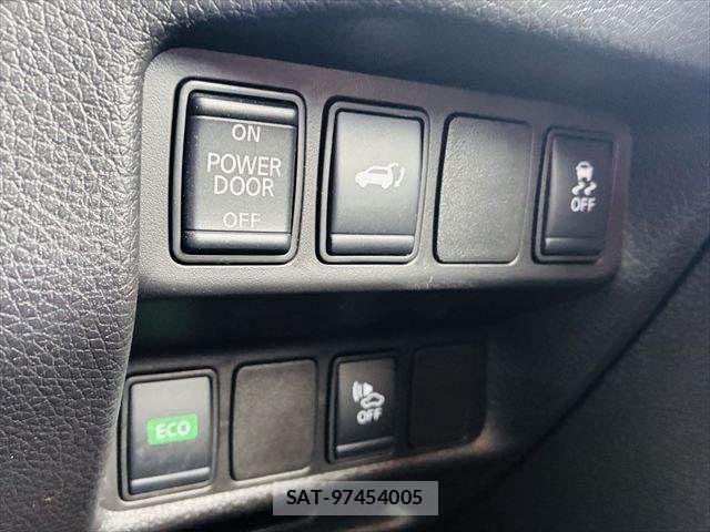 Nissan X-TRAIL HYBRID 2019-03 7021952-6