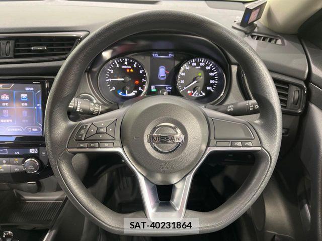 Nissan X-TRAIL HYBRID 2018-02 7061530-9