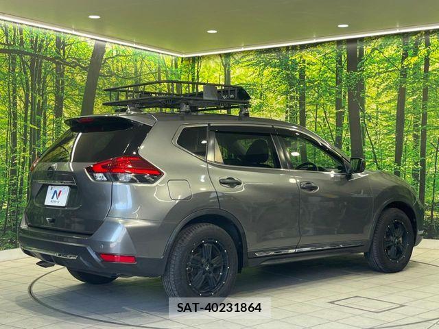 Nissan X-TRAIL HYBRID 2018-02 7061530-19