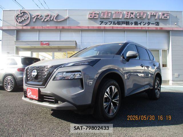 Nissan X-TRAIL HYBRID 2022-09 7227642-0
