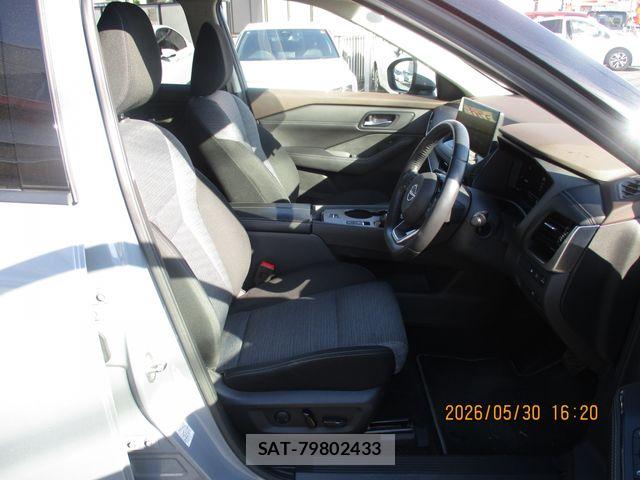 Nissan X-TRAIL HYBRID 2022-09 7227642-10