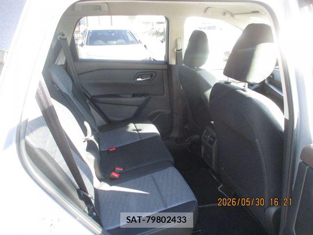 Nissan X-TRAIL HYBRID 2022-09 7227642-11