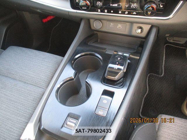 Nissan X-TRAIL HYBRID 2022-09 7227642-13