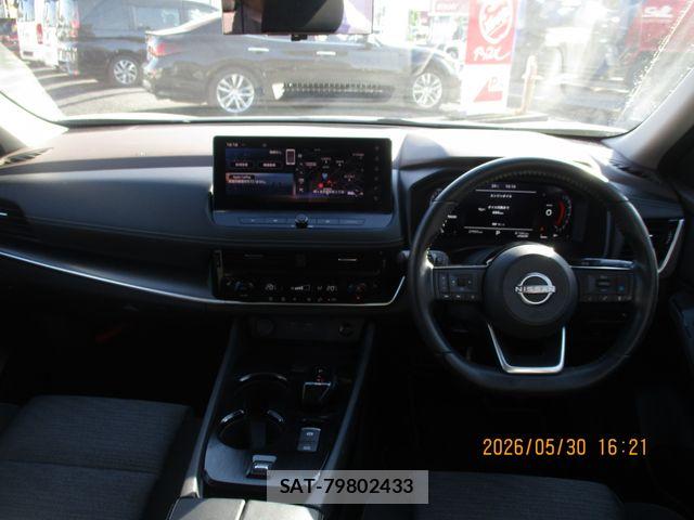 Nissan X-TRAIL HYBRID 2022-09 7227642-1
