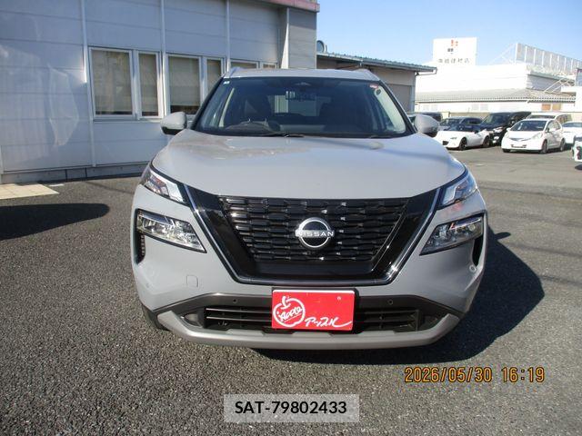 Nissan X-TRAIL HYBRID 2022-09 7227642-3