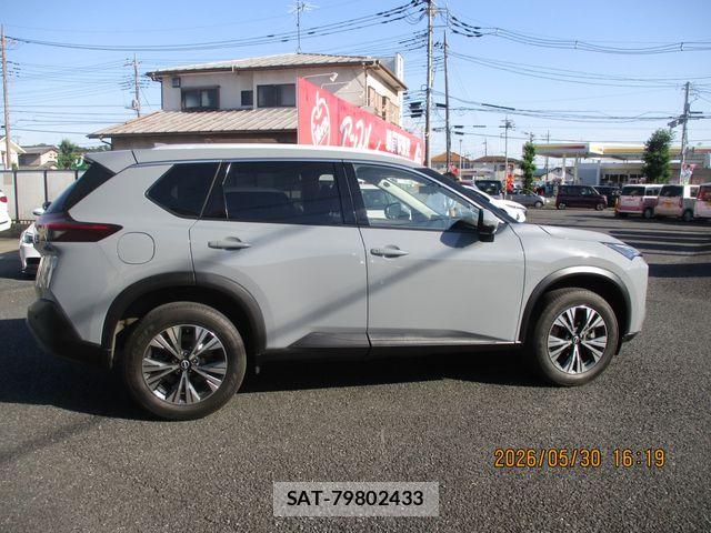Nissan X-TRAIL HYBRID 2022-09 7227642-8