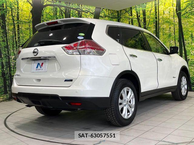 Nissan X-TRAIL HYBRID 2016-03 7227639-16