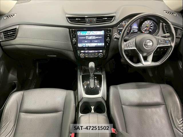 Nissan X-TRAIL HYBRID 2018-07 7227640-2
