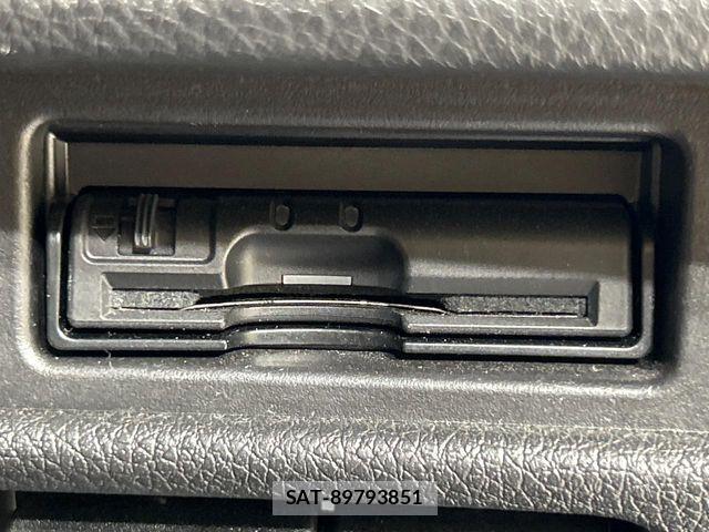 Nissan X-TRAIL HYBRID 2015-09 7227638-4