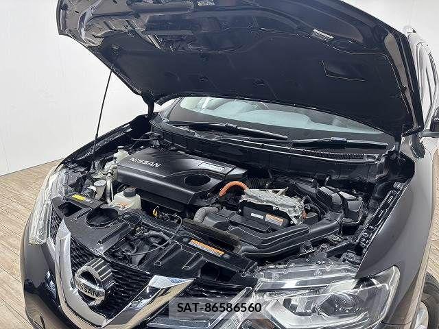 Nissan X-TRAIL HYBRID 2015-07 7252959-17