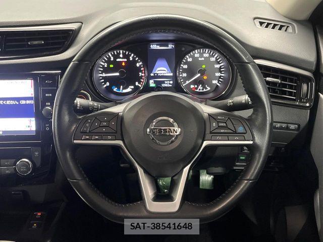 Nissan X-TRAIL HYBRID 2021-07 7360619-10