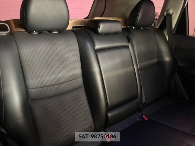 Nissan X-TRAIL HYBRID 2018-01 7395022-11