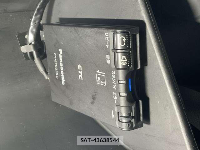 Nissan X-TRAIL HYBRID 2016-03 7394113-9