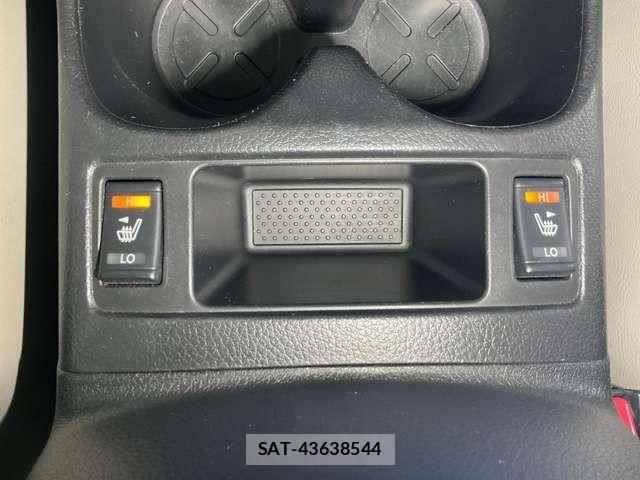Nissan X-TRAIL HYBRID 2016-03 7394113-8