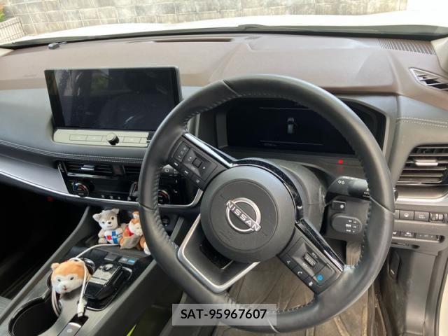 Nissan X-TRAIL HYBRID 2022-09 7459087-20