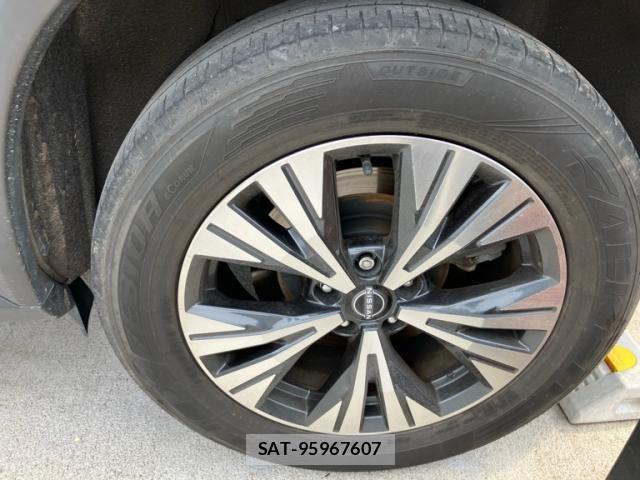 Nissan X-TRAIL HYBRID 2022-09 7459087-7